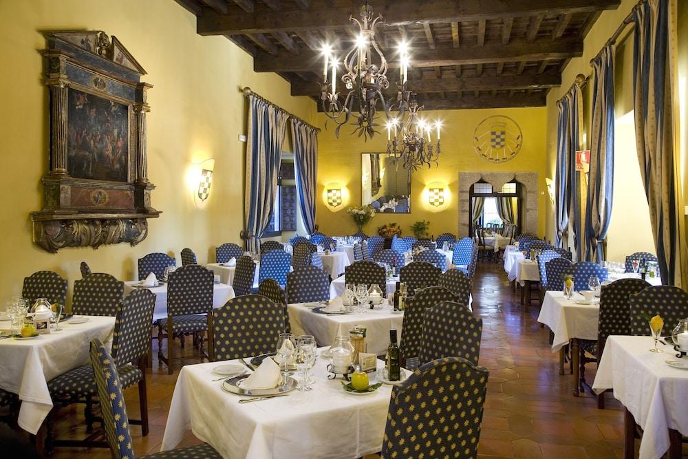 Parador De Jarandilla De La Vera Exterior foto