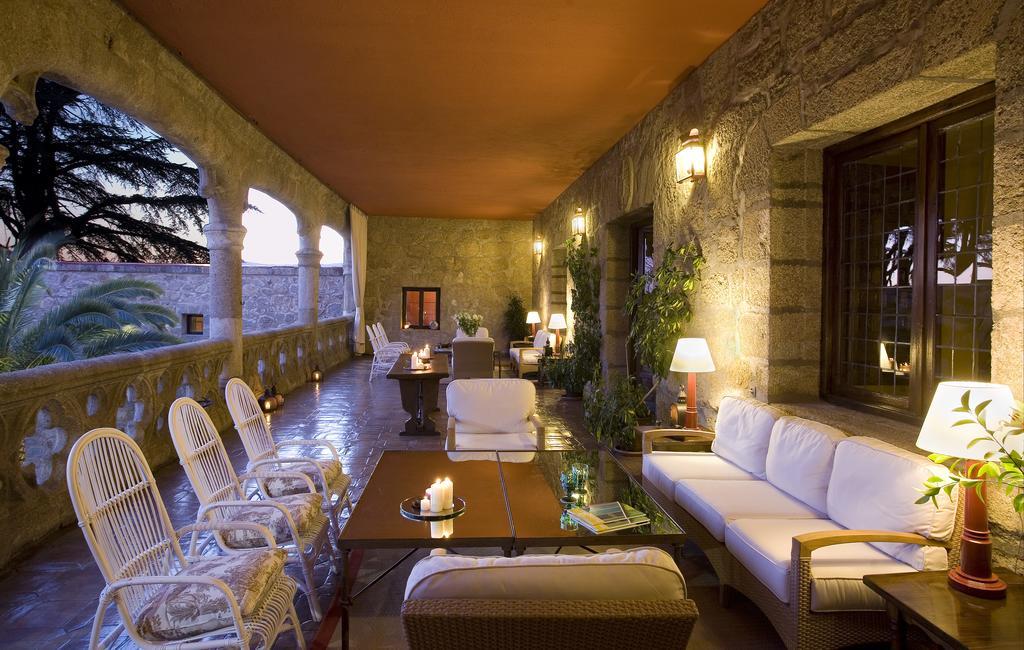 Parador De Jarandilla De La Vera Exterior foto